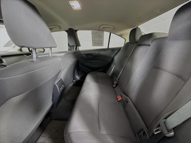 Photo of 2023 Classic Silver Metallic Toyota Corolla Hybrid
