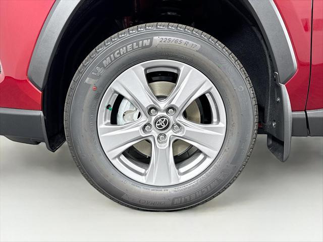 Photo of 2025 Ruby Flare Pearl Toyota RAV4