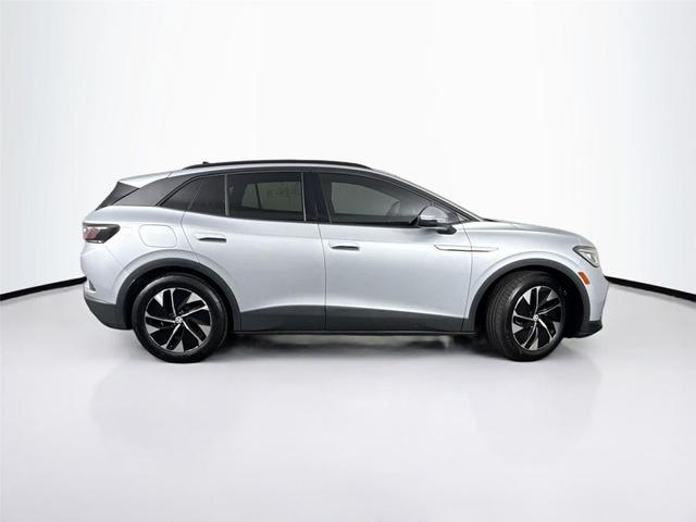 Photo of 2021 Scale Silver Metallic Volkswagen ID.4