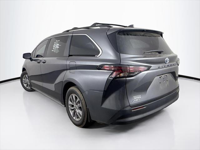 Photo of 2025 Magnetic Gray Metallic Toyota Sienna