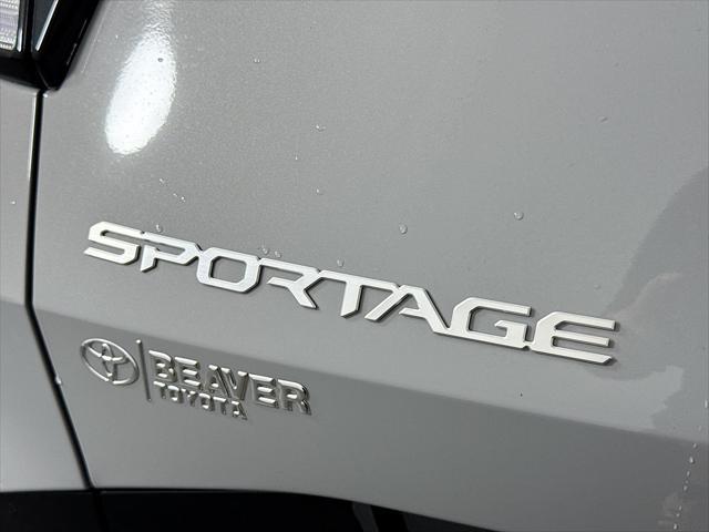 Photo of 2025 Wolf Gray Kia Sportage