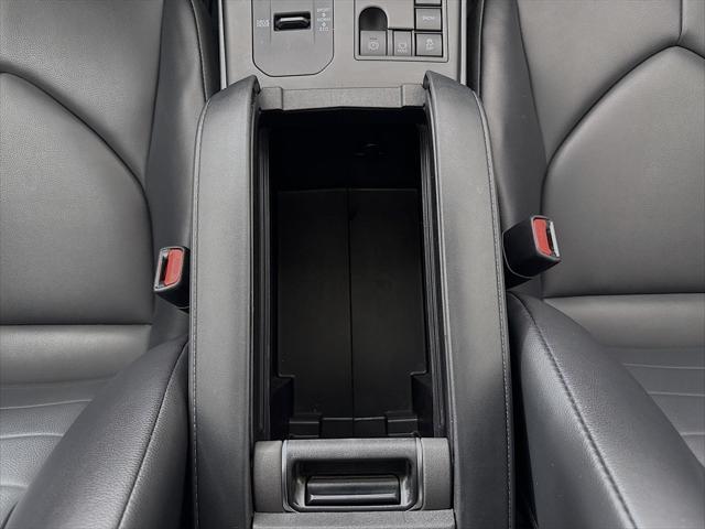 Photo of 2023 Celestial Silver Metallic Toyota Highlander