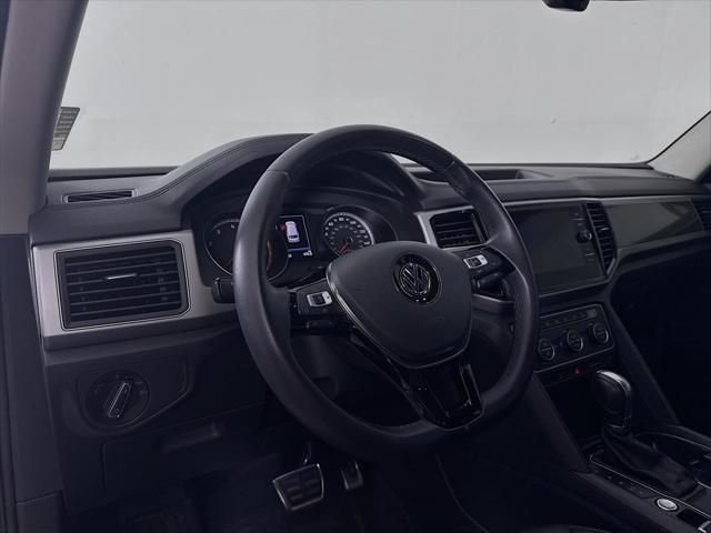 Photo of 2019 Pure White Volkswagen Atlas