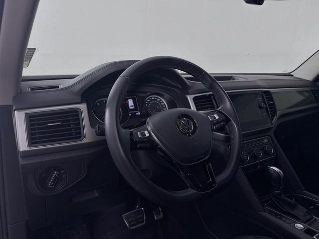 Photo of 2019 Pure White Volkswagen Atlas