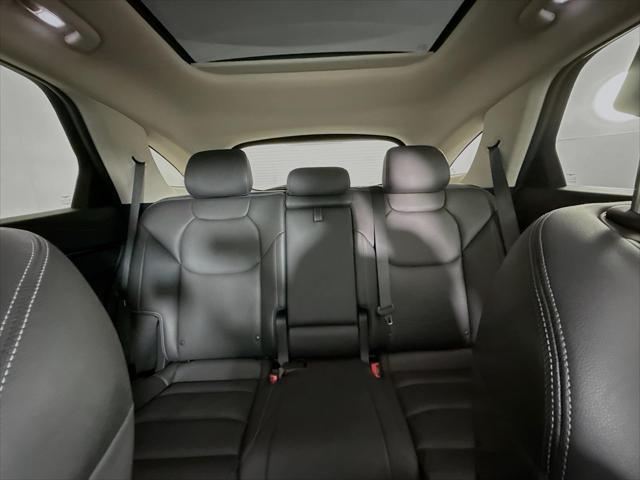 Photo of 2024 Vik Black Genesis GV70