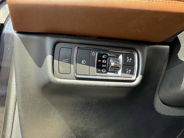 Photo of 2021 Black Lincoln Aviator