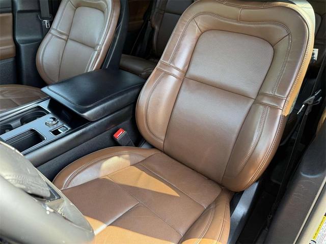 Photo of 2021 Black Lincoln Aviator