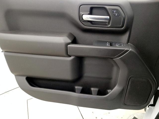 Photo of 2024 White Chevrolet Silverado 1500