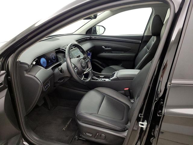Photo of 2023 Black Hyundai TUCSON