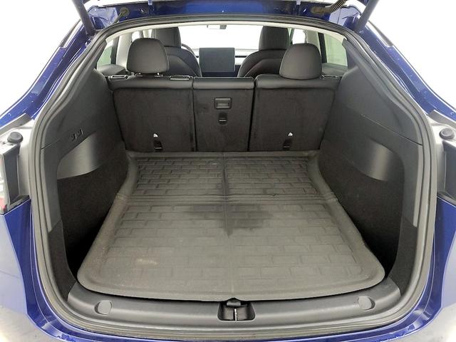 Photo of 2021 Blue Tesla Model Y