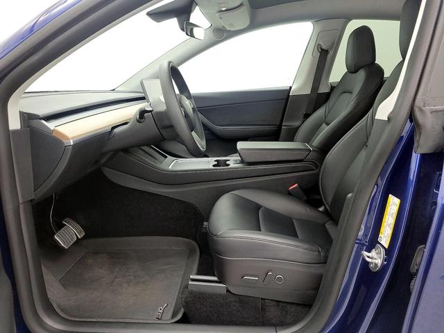Photo of 2021 Blue Tesla Model Y