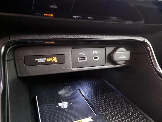 Photo of 2023 Black Honda CR-V