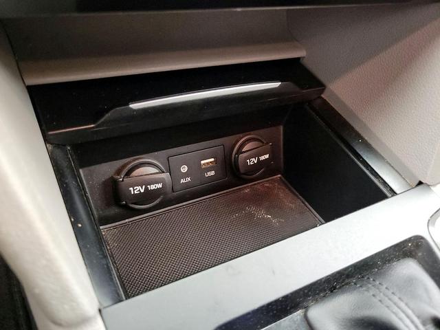 Photo of 2018 Blue Hyundai ELANTRA