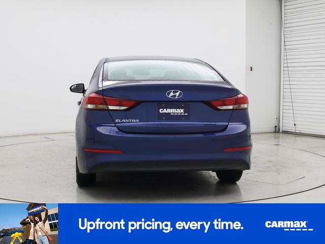 Photo of 2018 Blue Hyundai ELANTRA