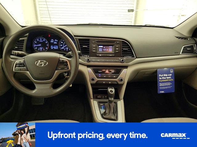 Photo of 2018 Blue Hyundai ELANTRA