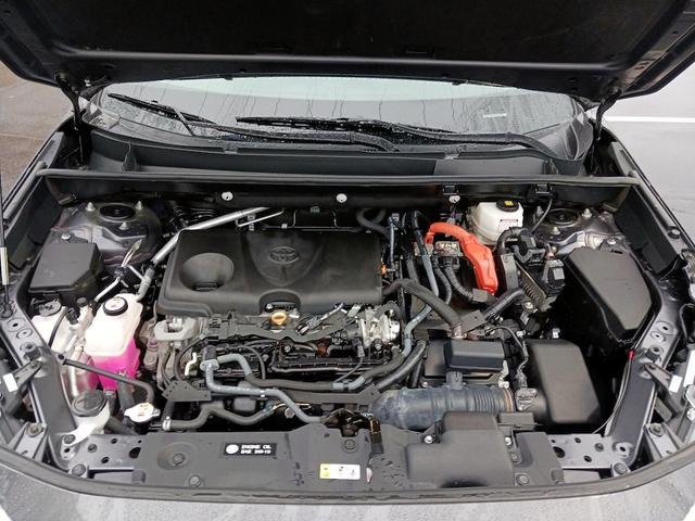 Photo of 2022 Gray Toyota RAV4 Hybrid