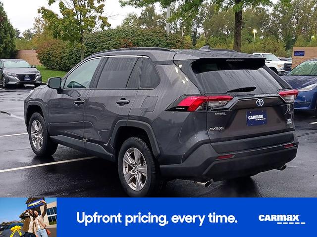 Photo of 2022 Gray Toyota RAV4 Hybrid
