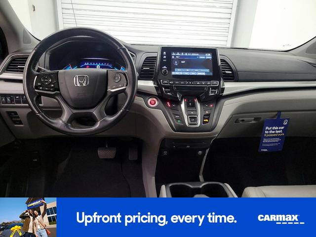 Photo of 2019 Gray Honda Odyssey