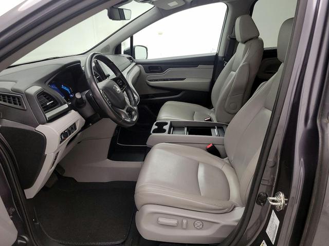 Photo of 2019 Gray Honda Odyssey