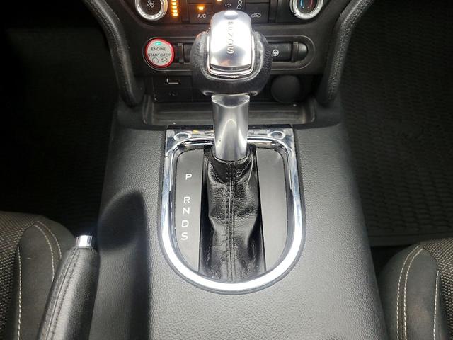 Photo of 2016 Blue Ford Mustang