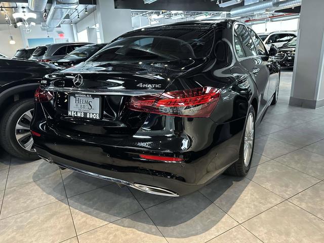 Photo of 2022 Black Mercedes-Benz E-Class