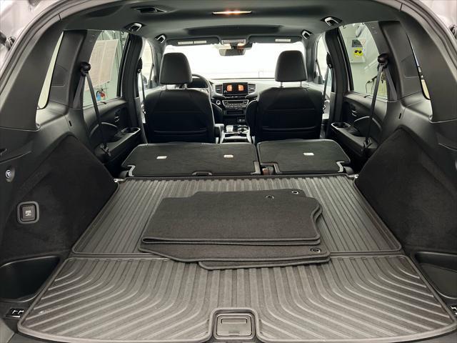 Photo of 2021 Lunar Silver Honda Passport