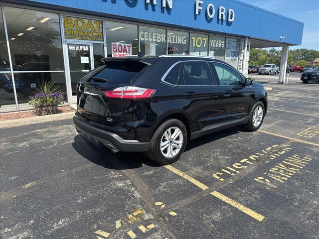 Photo of 2020 Agate Black Ford Edge