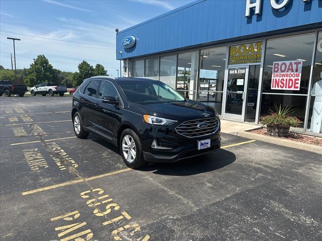 Photo of 2020 Agate Black Ford Edge