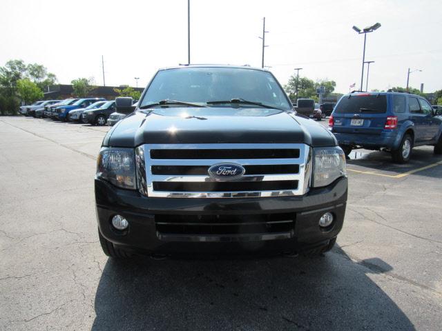 Photo of 2011 Tuxedo Black Metallic Ford Expedition