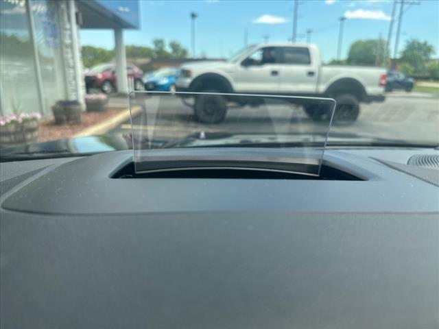 Photo of 2020 Agate Black Ford Escape