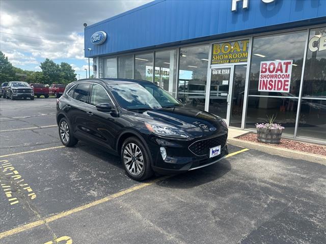 Photo of 2020 Agate Black Ford Escape