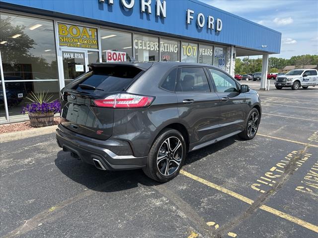 Photo of 2020 Magnetic Ford Edge