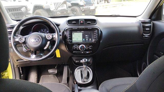 Photo of 2015 Titanium Gray Kia Soul