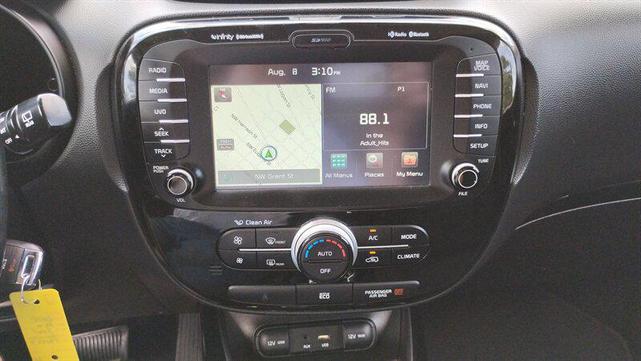 Photo of 2015 Titanium Gray Kia Soul