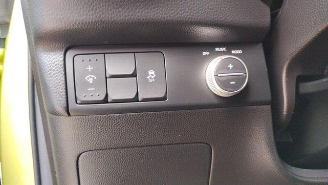 Photo of 2015 Titanium Gray Kia Soul