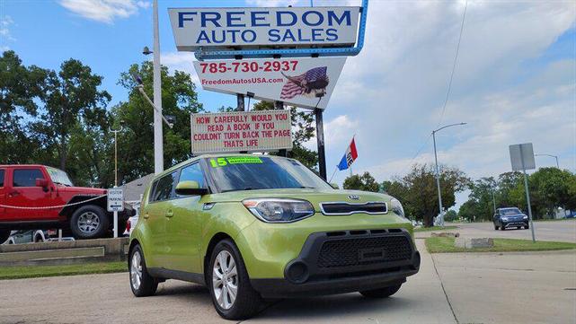 Photo of 2015 Titanium Gray Kia Soul