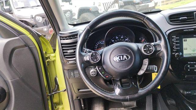 Photo of 2015 Titanium Gray Kia Soul