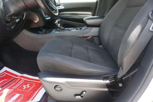 Photo of 2018 White Knuckle Clearcoat Dodge Durango