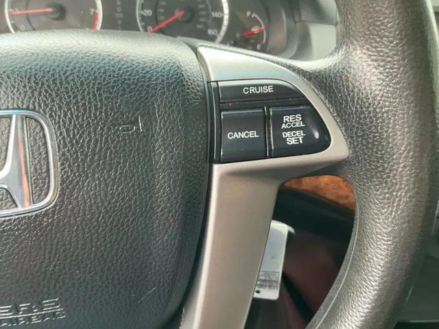 Photo of 2012 Crystal Black Pearl Honda Accord