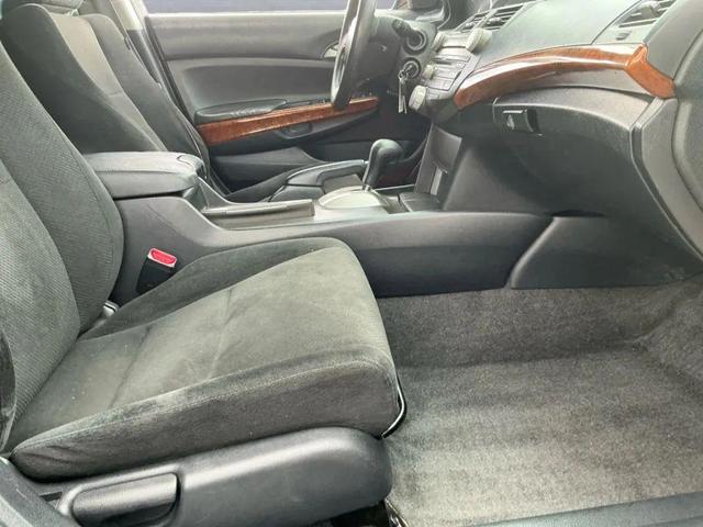 Photo of 2012 Crystal Black Pearl Honda Accord