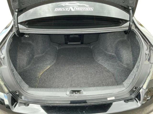 Photo of 2012 Crystal Black Pearl Honda Accord