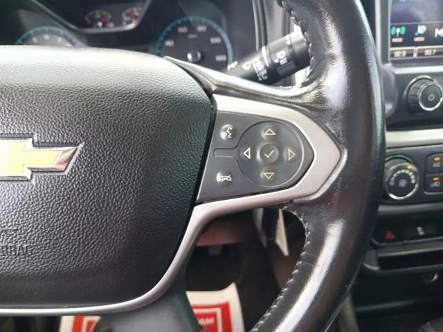 Photo of 2018 Summit White Chevrolet Colorado