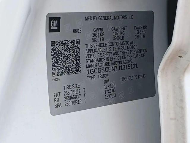 Photo of 2018 Summit White Chevrolet Colorado