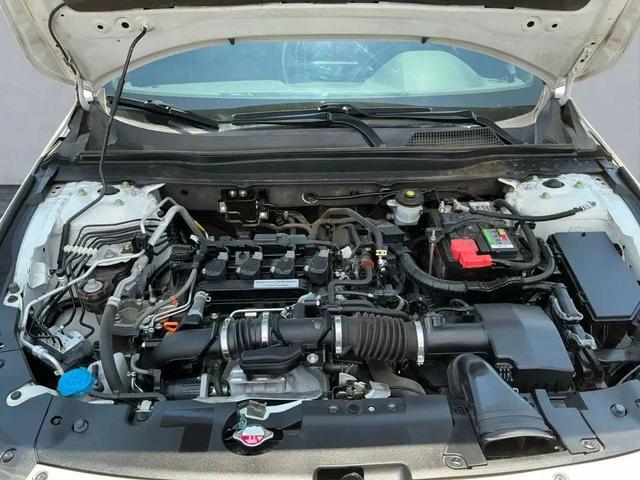 Photo of 2020 Platinum White Pearl Honda Accord