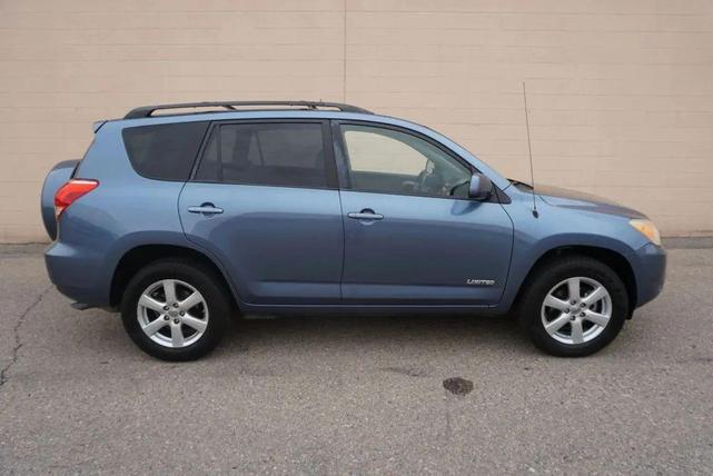 Photo of 2007 Blue Toyota RAV4