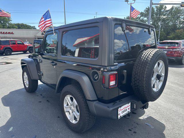 Photo of 2021 Black Clearcoat Jeep Wrangler
