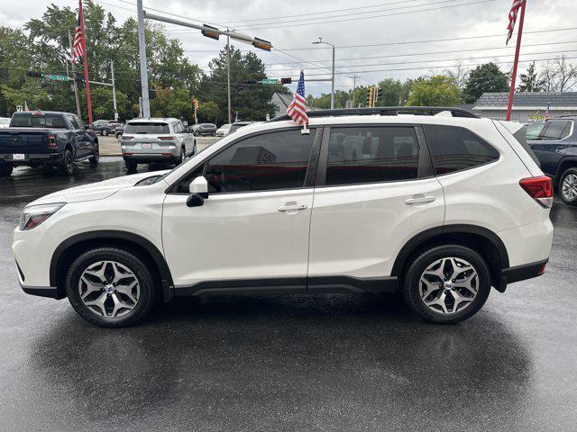 Photo of 2020 Crystal White Pearl Subaru Forester