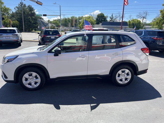 Photo of 2022 Crystal White Pearl Subaru Forester