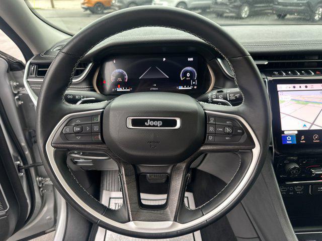 Photo of 2021 Silver Zynith Jeep Grand Cherokee L