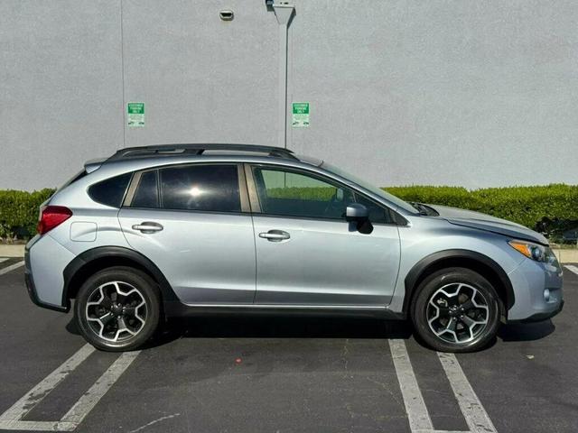 Photo of 2015 Dark Gray Metallic Subaru XV Crosstrek